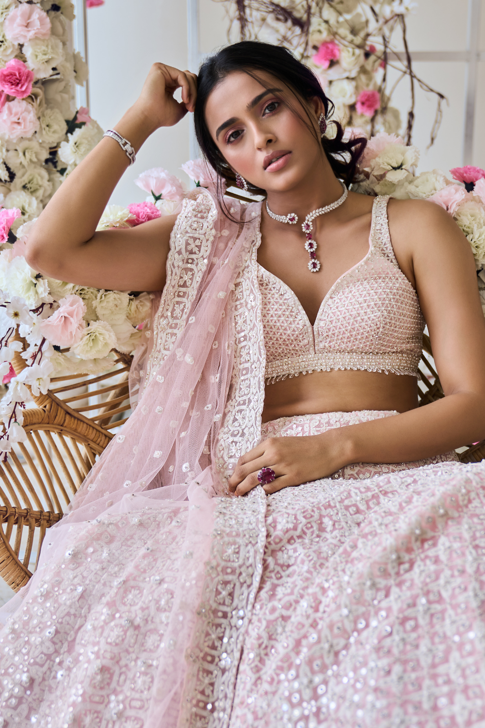 Jewellery with 2025 pink lehenga