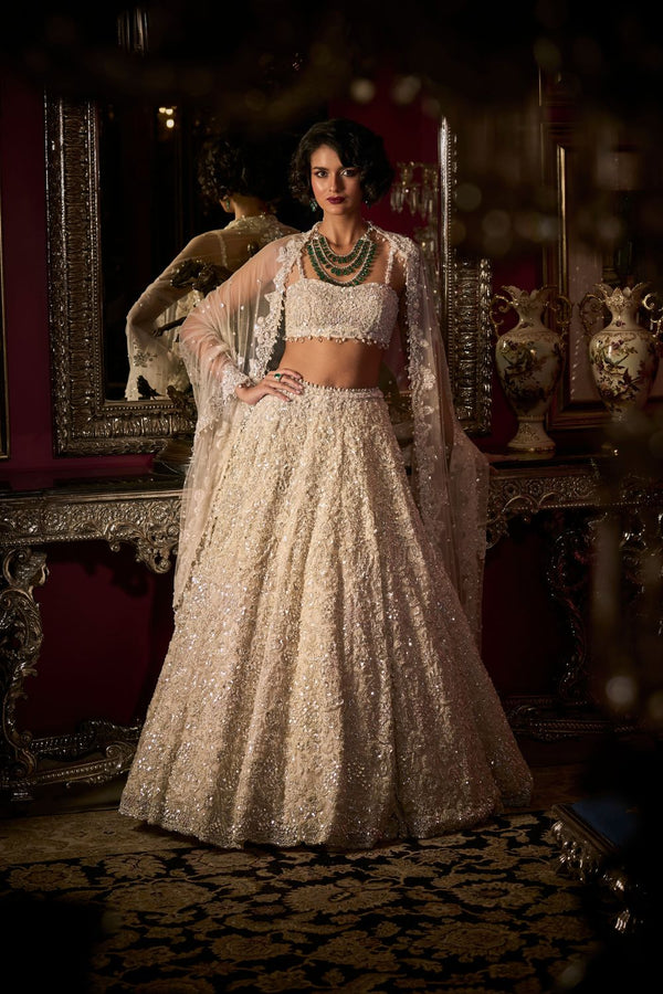 How to Reuse Old Lehenga In 5 Different Ways Like a Pro | Bridal and  Groom's Wear | Wedding Blog