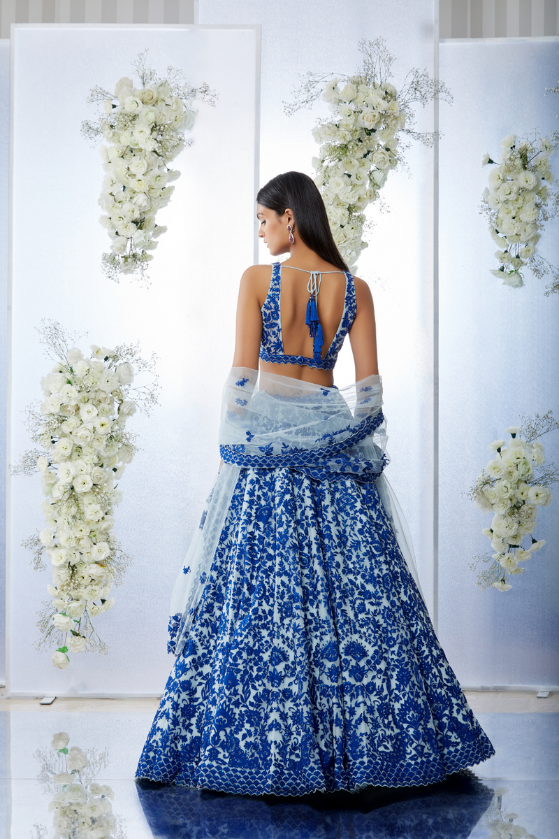 Lehengas: Indian Wedding Designer Lehenga Choli Online