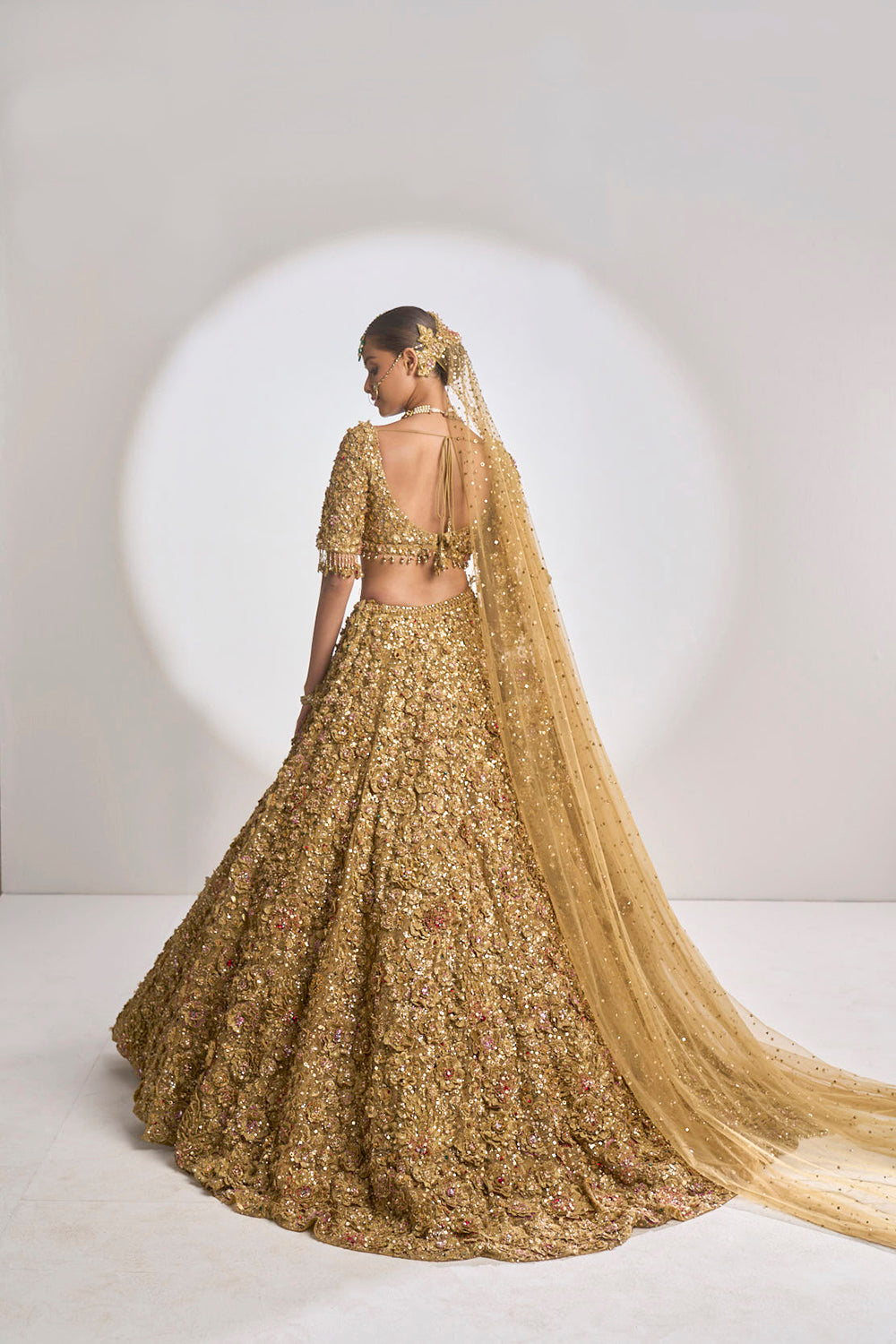 grand shawl for lehenga